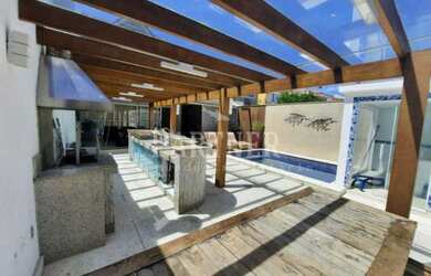 Imagem: A casa em condomínio possui 3 Dormitórios, 3 Banheiros, 3