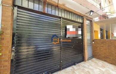 Imagem: O depósito possui 2 Vagas na garagem e 170m² de Área e está