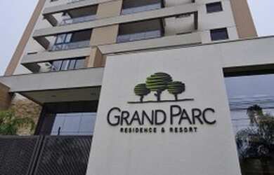 Imagem: O apartamento possui 2 Dormitórios, 2 Banheiros, 2 Vagas na