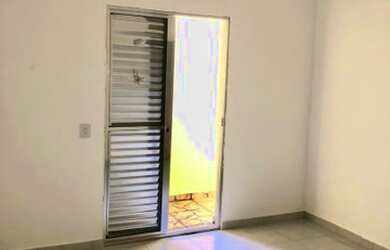 Imagem 6: SOBRADO EM CARAPICUIBA - 100MTS Aceita Financiamento