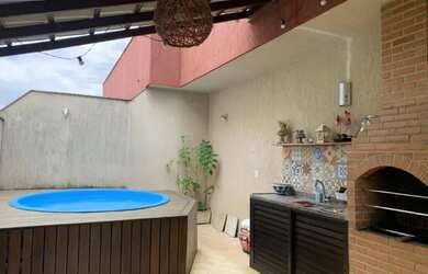 Imagem: O apartamento na cobertura possui 3 Dormitórios, 2 Banheiros