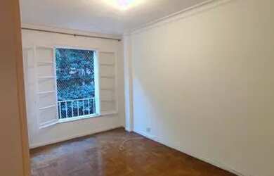 Imagem: O apartamento e possui 2 Dormitórios, Suítes, 1 Banheiro