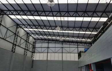 Imagem 8: Galpão/Depósito/Armazém para aluguel e venda possui 440 metros quadrados