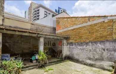 Imagem: O depósito possui 3 Vagas na garagem e 219m² de Área e está