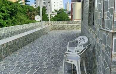 Imagem: O apartamento possui 4 Dormitórios, 3 Banheiros e 250m² de