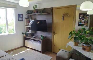 Imagem: O apartamento possui 2 Dormitórios, 1 Banheiro, 1 Vaga na garagem