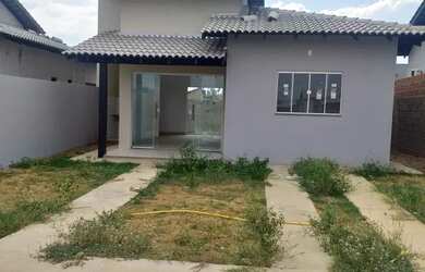 Imagem: A casa em condomínio possui 3 Dormitórios, 2 Banheiros, 2