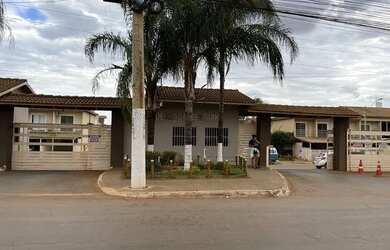 Imagem: A casa em condomínio possui 2 Dormitórios, 1 Banheiro, 80m²