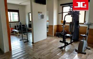 Imagem: O apartamento possui 4 Dormitórios, 3 Banheiros, 190m² de