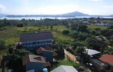 Imagem 10: Sobrado para Venda em Imbituba, Arroio, 1 dormitório, 1 banheiro