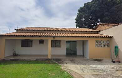 Imagem: A casa em condomínio possui 2 Dormitórios, 1 Banheiro, 5 Vagas