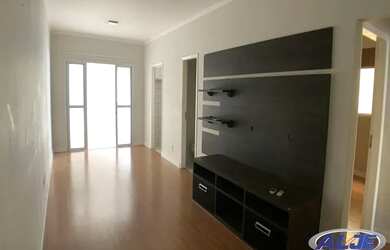 Imagem: A casa em condomínio possui 3 Dormitórios, 4 Banheiros, 3