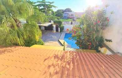 Imagem 2: Espetacular casa na primeira quadra da praia de Piratininga!