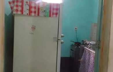 Imagem: A casa possui 1 Dormitório, 1 Banheiro, 100m² de Área e