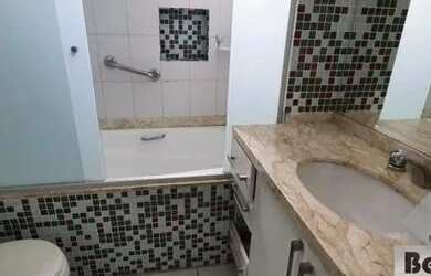 Imagem 3: REGIÃO ARBORIZADA, APTO REPLETO DE ARMÁRIOS E MUITO BOM GOSTO