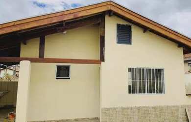 Imagem: A casa possui 2 Dormitórios, 1 Banheiro, 102m² de Área e