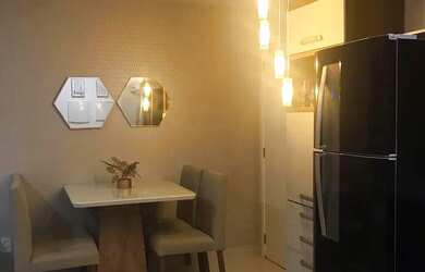 Imagem: O apartamento possui 1 Dormitório, 1 Banheiro, 1 Vaga na garagem