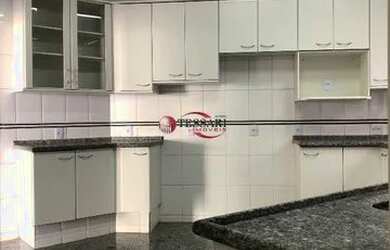 Imagem 11: Aluga Casa em Condomínio 3 suítes com armários, hidromassagem, 5 w.c...