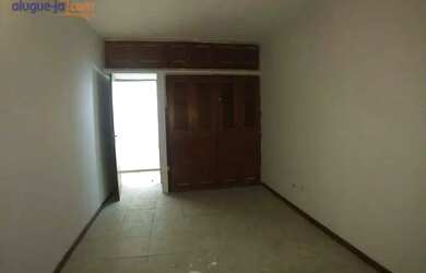 Imagem 6: Sobrado com 8 quartos, 465 m² - venda por R$ 850.000 ou aluguel por R$ 8.836/mês - Cidade