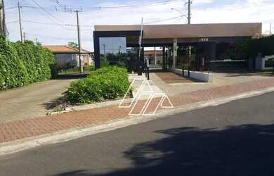 Imagem: A casa em condomínio possui 3 Dormitórios, 2 Banheiros, 2
