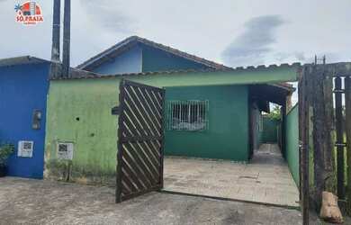 Imagem: A casa possui 2 Dormitórios, 2 Banheiros, 2 Vagas na garagem