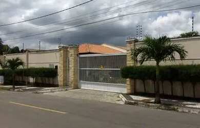 Imagem: A casa em condomínio possui 2 Dormitórios, 2 Banheiros, 60m²