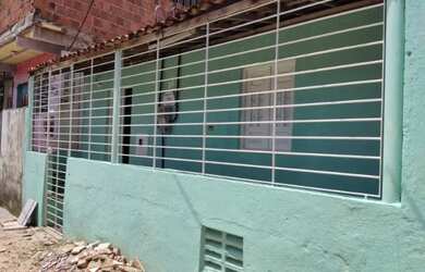 Imagem: A casa possui 2 Dormitórios, 1 Banheiro, 45m² de Área e