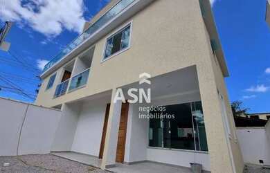 Imagem: A casa possui 3 Dormitórios, 3 Banheiros, 1 Vaga na garagem