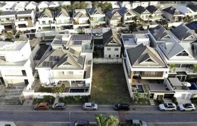 Imagem: O terreno possui 263m² de Área e está localizado em Recreio