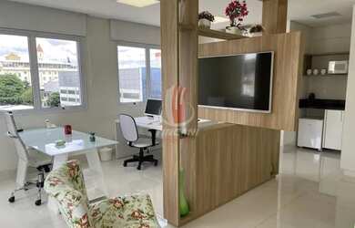 Imagem: O depósito possui 1 Vaga na garagem, 40m² de Área e está