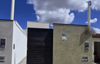 Imagem: A casa possui 2 Dormitórios, 1 Banheiro, 125m² de Área e