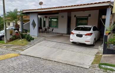 Imagem: A casa em condomínio possui 3 Dormitórios, 3 Banheiros, 2