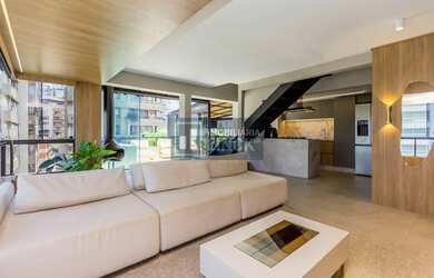 Imagem: O apartamento na cobertura possui 1 Dormitório, 2 Banheiros