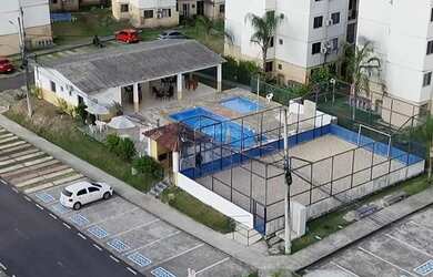 Imagem: O apartamento possui 2 Dormitórios, 1 Banheiro, 1 Vaga na garagem