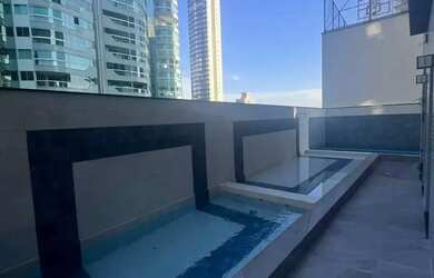 Imagem: O apartamento possui 3 Dormitórios, 4 Banheiros, 3 Vagas na