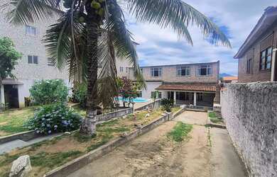 Imagem: A casa à venda possui 4 Dormitórios, 2 Banheiros, Ar-condicionado