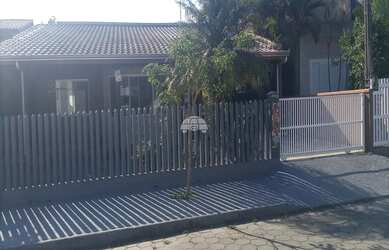 Imagem 2: Vendas Casa Itapoá SC. Churrasqueira, Área de serviço, 146m² de Áreae1...