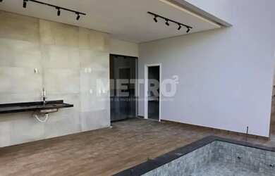 Imagem: A casa em condomínio possui 1 Dormitório, 3 Banheiros, 2 Vagas