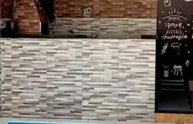 Imagem: A pousada chalé possui 1 Dormitório, Acomodam 15 pessoas