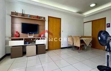 Imagem: O apartamento possui 3 Dormitórios, 2 Banheiros, 2 Vagas na