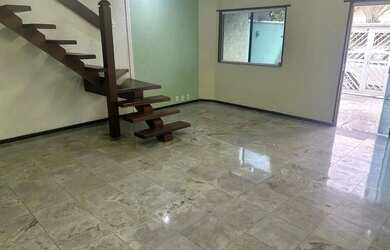 Imagem 15: Imóvel para aluguel possui 300 metros quadrados com 4 quartos em Vila...