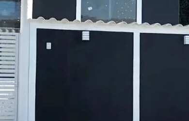 Imagem: A casa em condomínio possui 3 Dormitórios, 2 Banheiros, 4