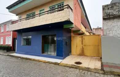 Imagem: O depósito possui 529m² de Área e está localizado em Garopaba