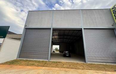 Imagem: O terreno possui 427m² de Área e está localizado em Cidade