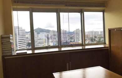 Imagem: O depósito possui 38m² de Área e está localizado em Cachambi