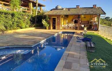 Imagem: A fazenda possui 200m² de Área e está localizado em Jarinu