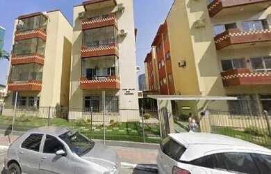 Imagem: O apartamento possui 3 Dormitórios, 1 Banheiro, 1 Vaga na garagem