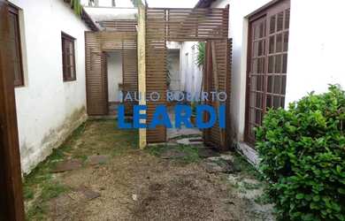 Imagem: O terreno possui 325m² de Área e está localizado em Vila