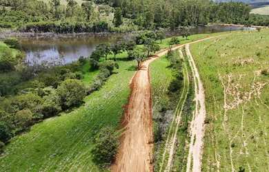 Imagem: O terreno possui 1.000m² de Área e está localizado em Itatiaiuçu