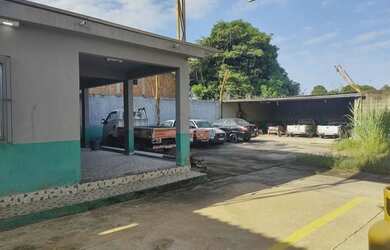 Imagem: O depósito possui 1.080m² de Área e está localizado em